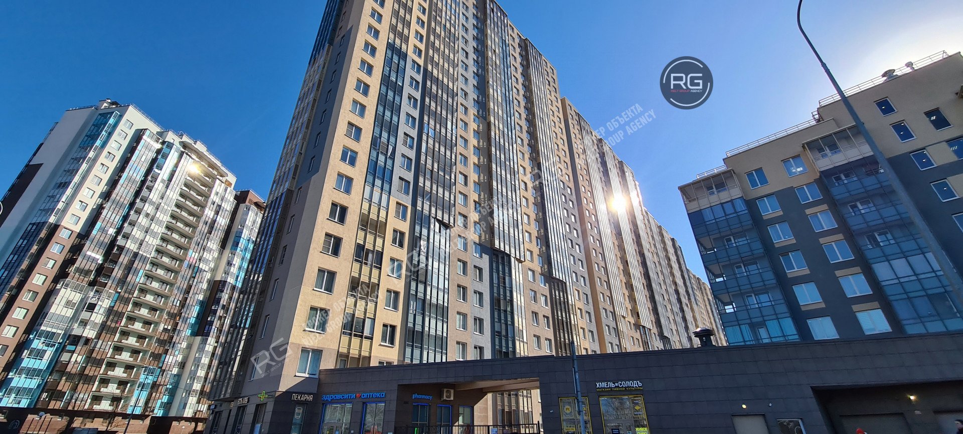   1-к квартира, 42 кв.м. 