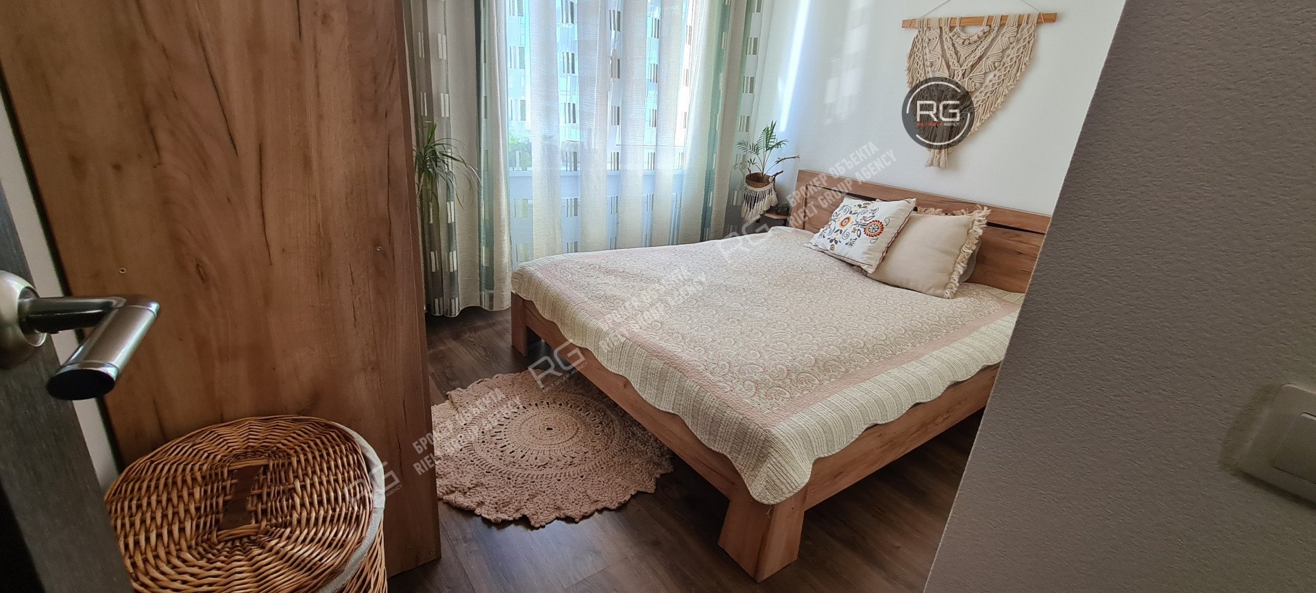   1-к квартира, 42 кв.м. 
