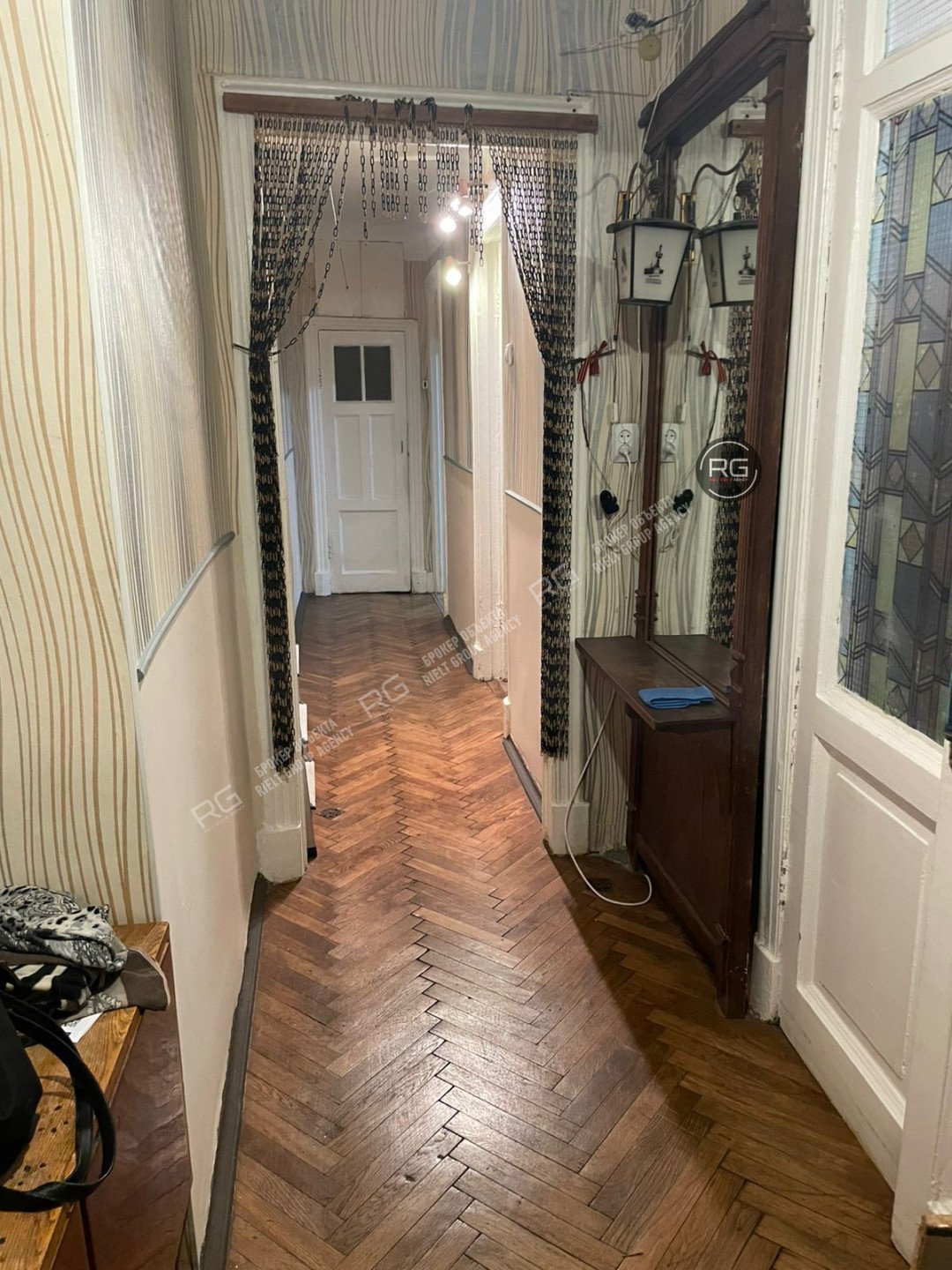   2-к квартира, 54 кв.м. 