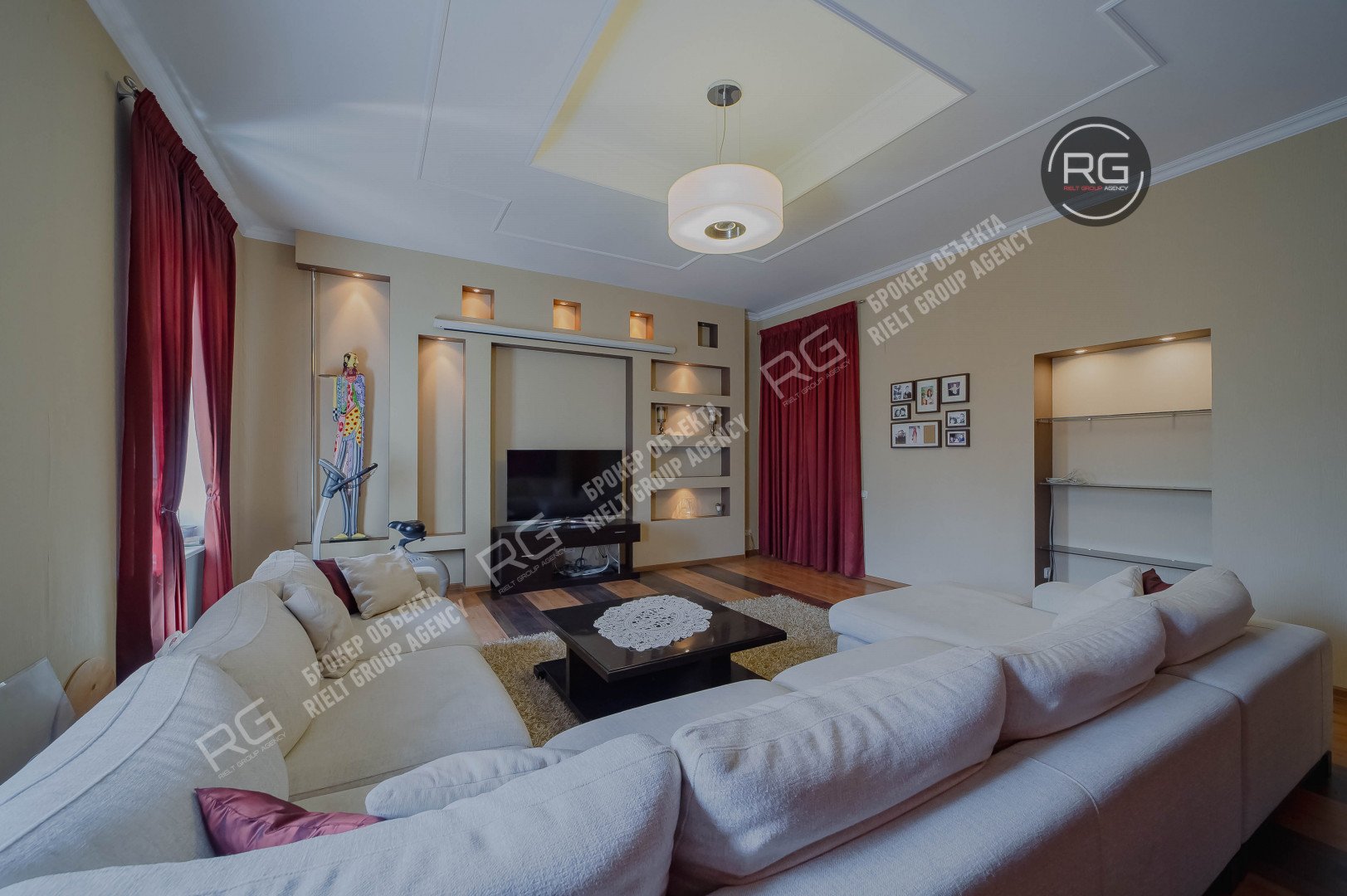  7 окон на Фонтанку! 