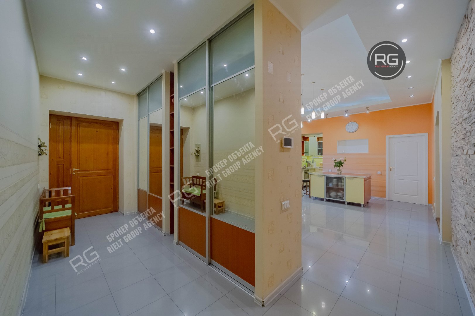   7 окон на Фонтанку!, 176.2 кв.м. 