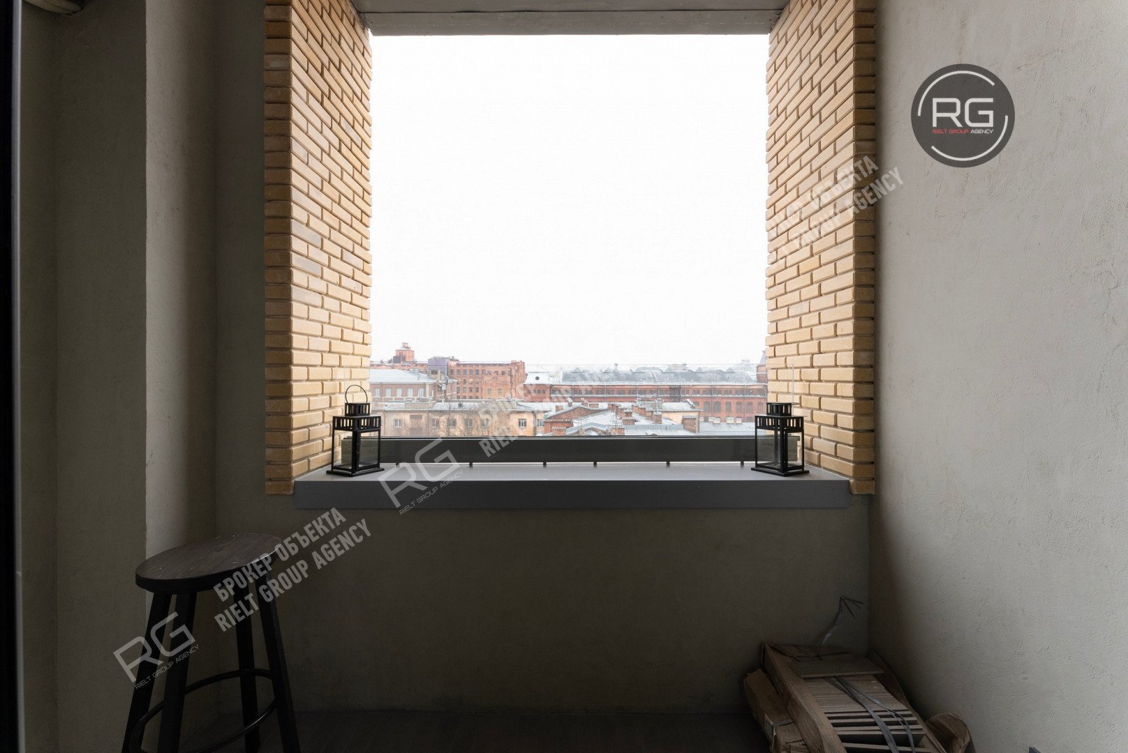   Дизайнерская квартира в центре, 72 кв.м. 
