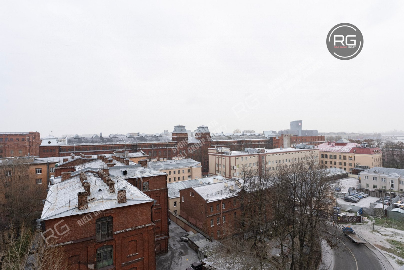   Дизайнерская квартира в центре, 72 кв.м. 