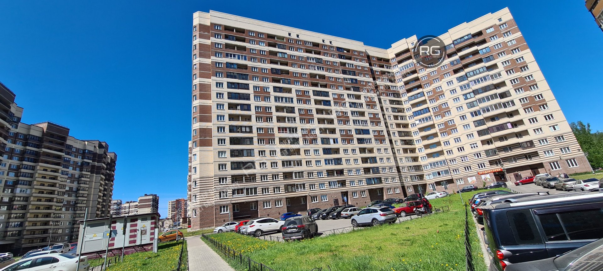   Двухсторонняя квартира с мебелью, 67 кв.м. 