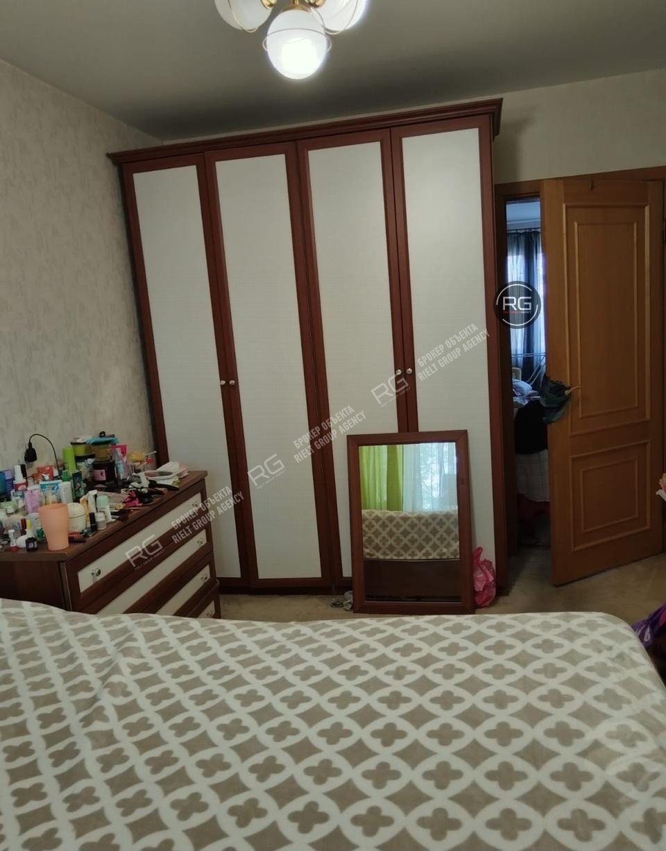   Квартира рядом с метро!, 60.2 кв.м. 