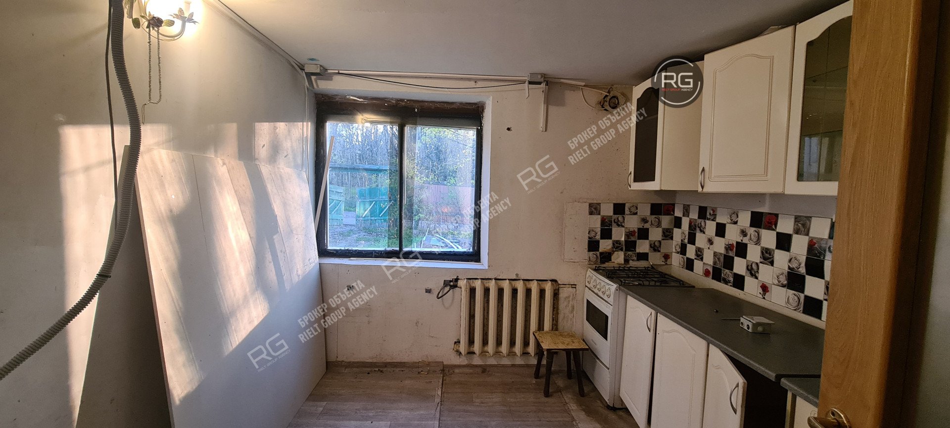   Квартира с участком, 53 кв.м. 
