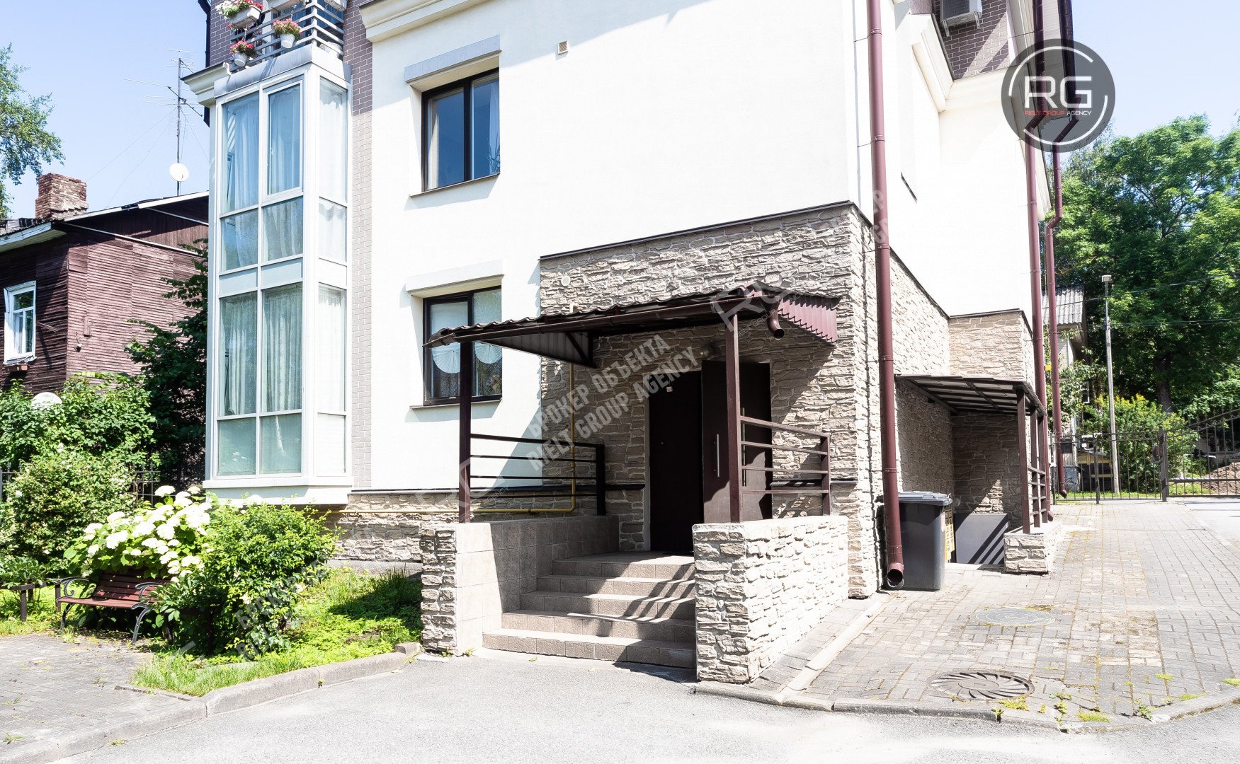   квартира с выходом в парк!, 70 кв.м. 