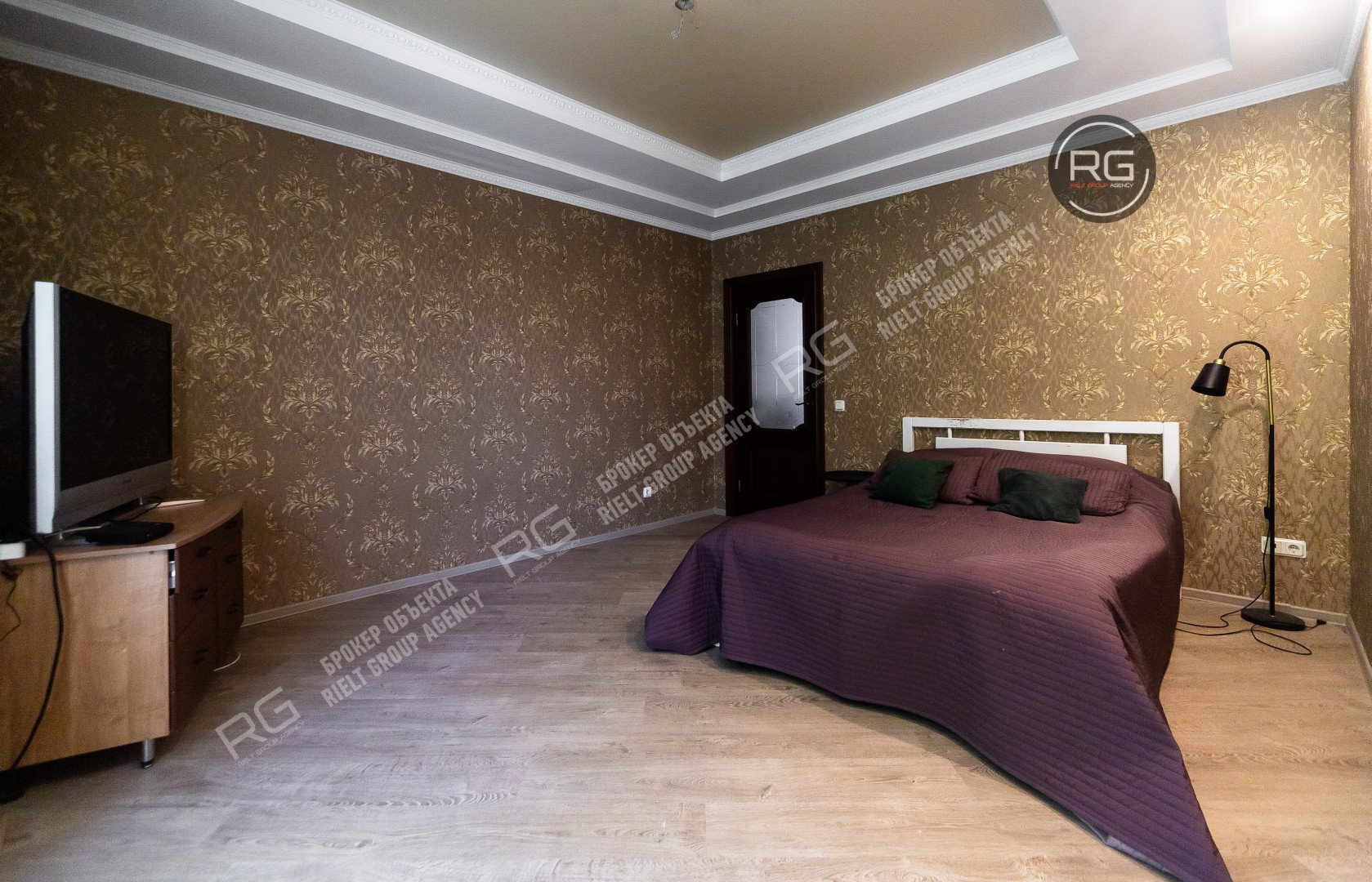   квартира с выходом в парк!, 70 кв.м. 