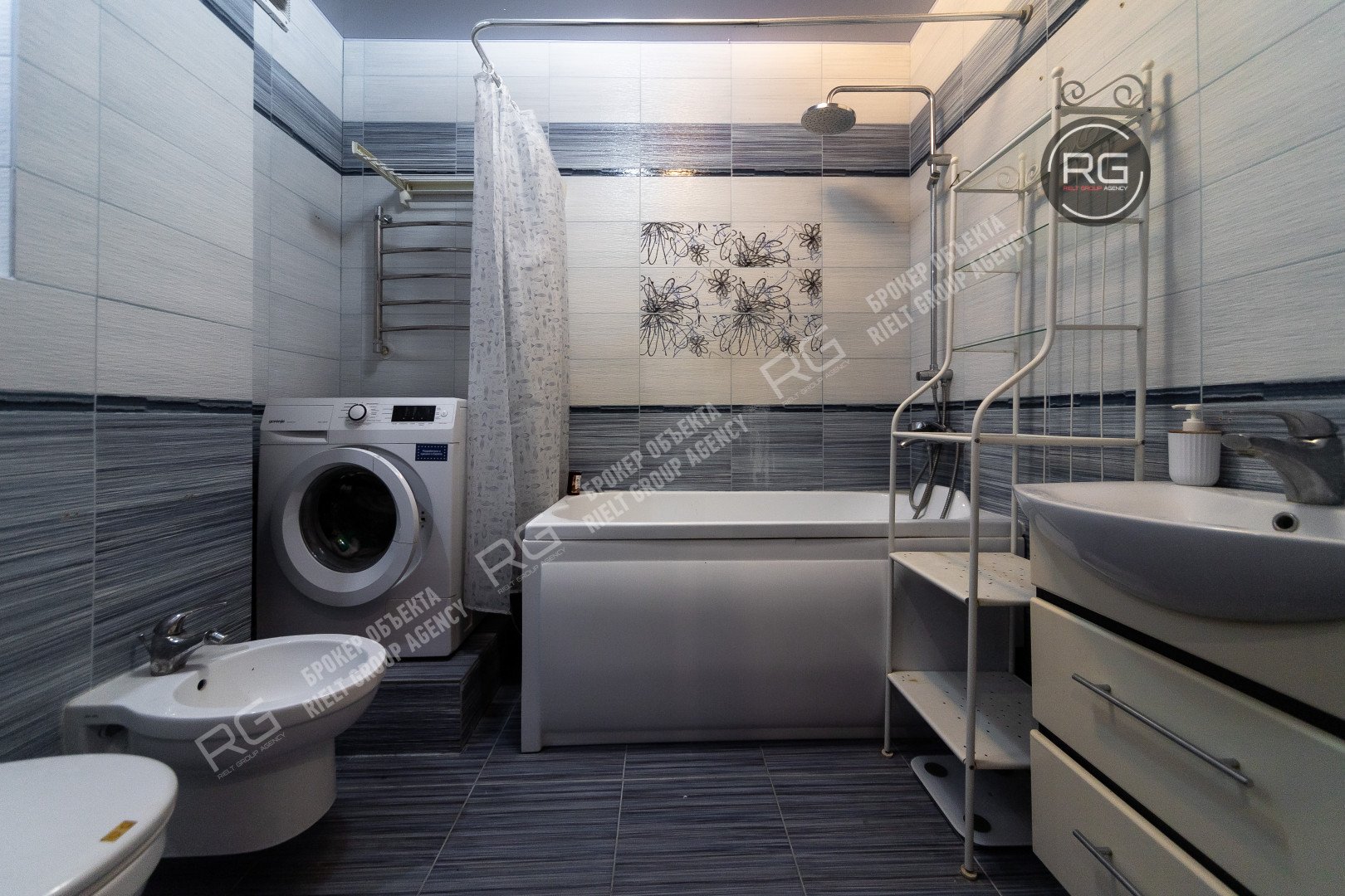   квартира с выходом в парк!, 70 кв.м. 