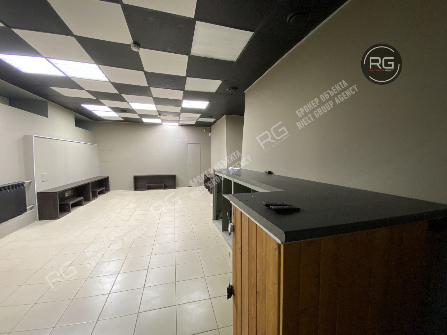   Продажа помещения у метро!, 105 кв.м. 