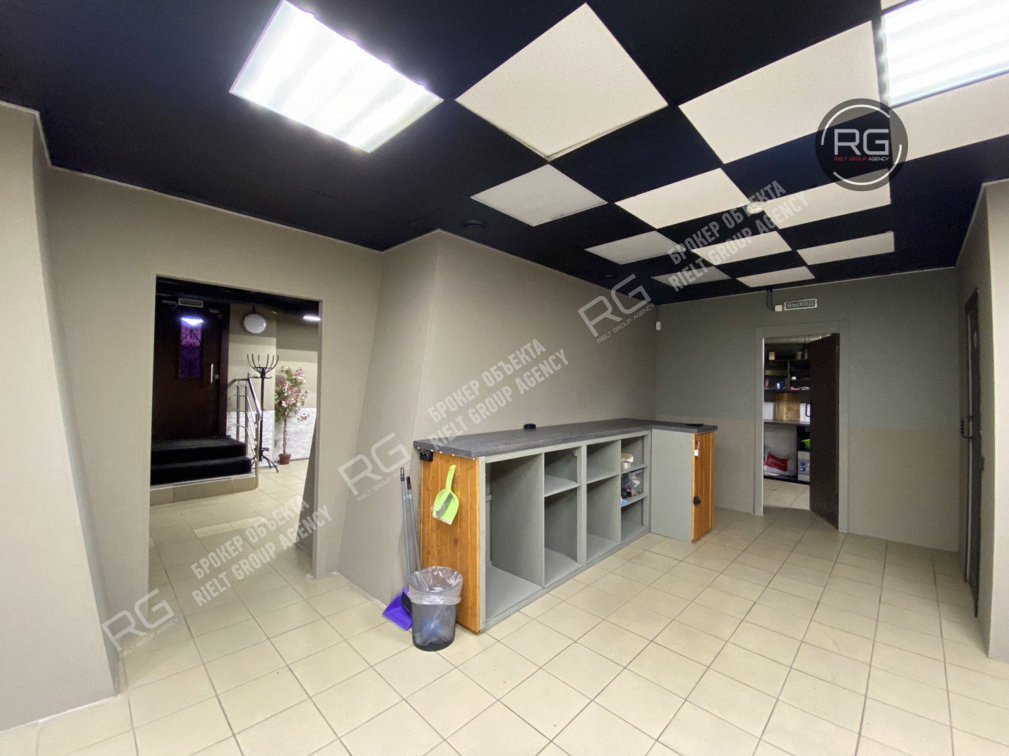   Продажа помещения у метро!, 105 кв.м. 