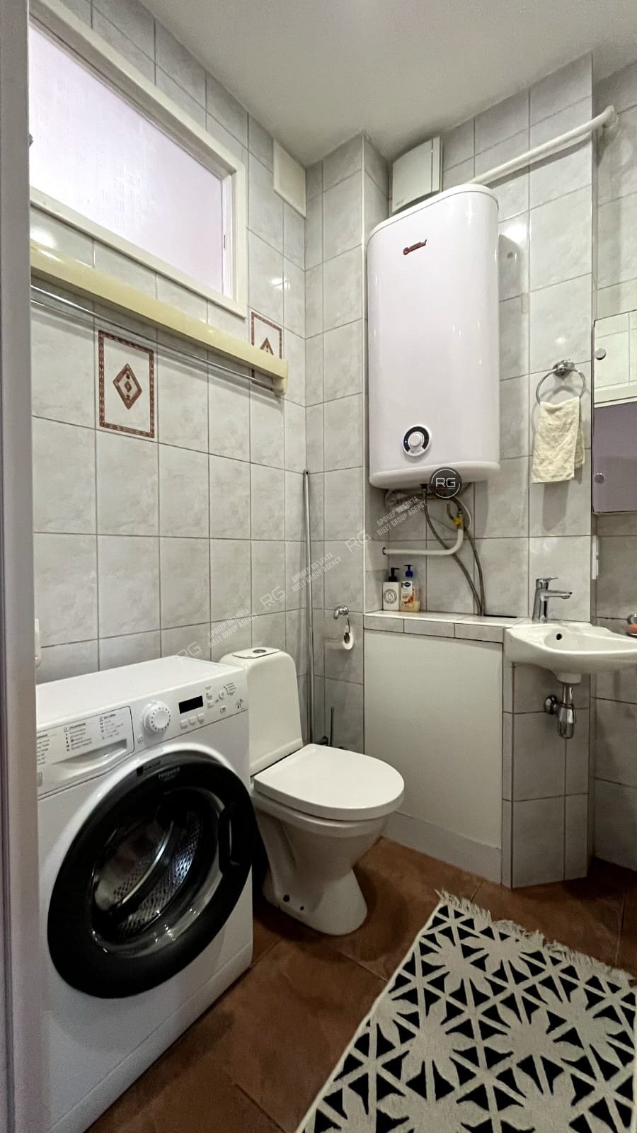   Укомплектованная квартира, 50 кв.м. 