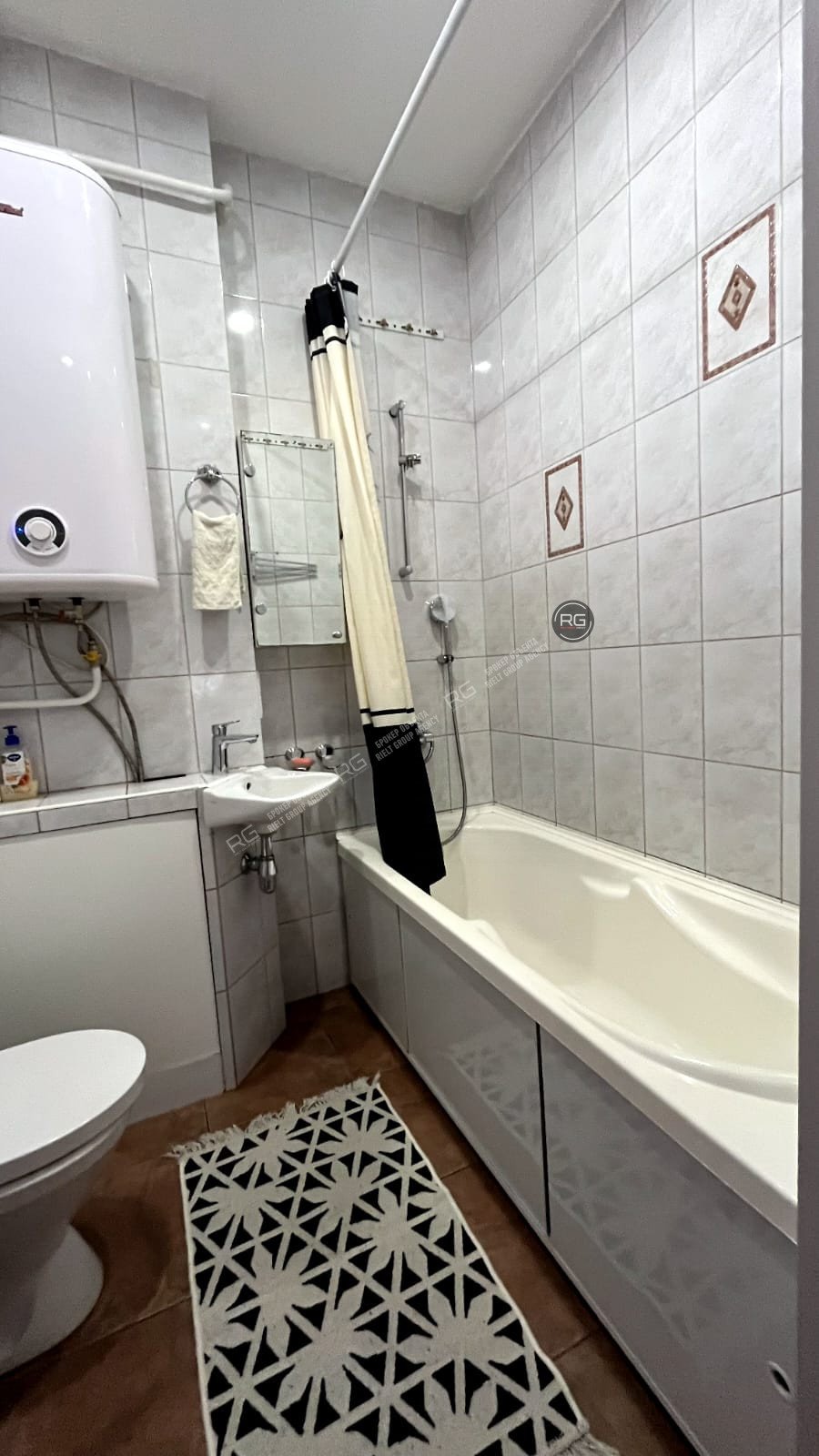   Укомплектованная квартира, 50 кв.м. 