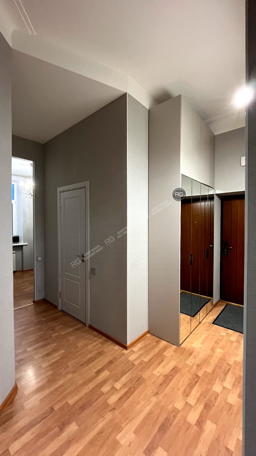   Укомплектованная квартира, 50 кв.м. 